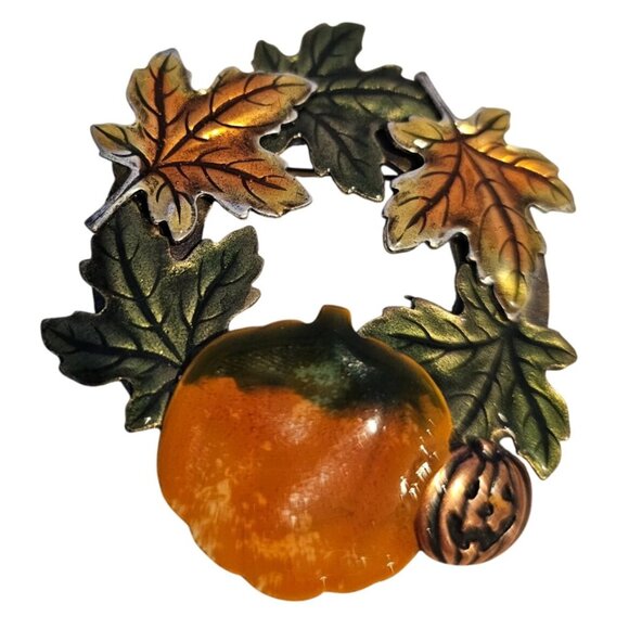 KC Autumn Harvest Pumpkin Maple Leaves Wreath Brooch Fall Themed Brooch Pin 2" - Picture 5 of 8
